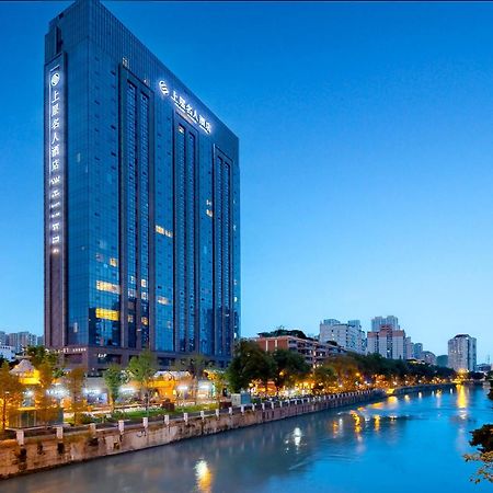 Celebrity Upper Class Hotel Чънду Екстериор снимка