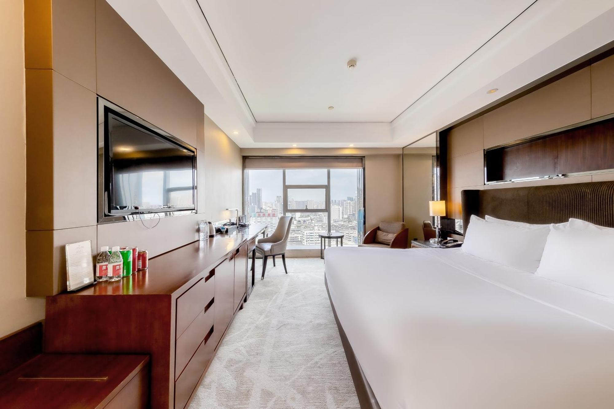 Celebrity Upper Class Hotel Чънду Екстериор снимка