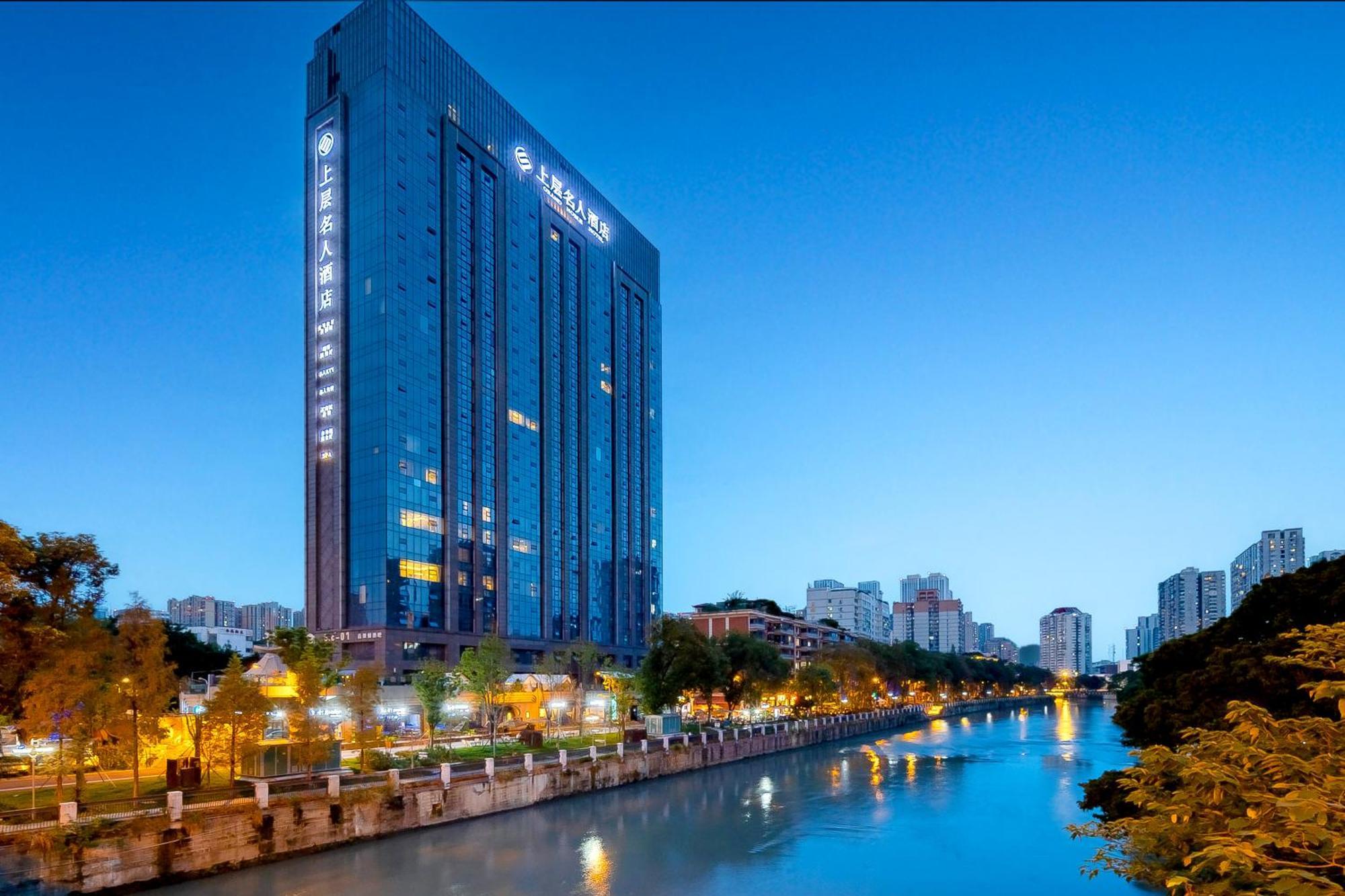 Celebrity Upper Class Hotel Чънду Екстериор снимка