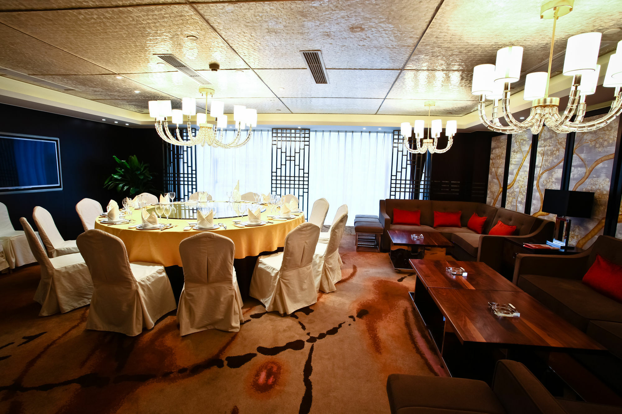 Celebrity Upper Class Hotel Чънду Екстериор снимка