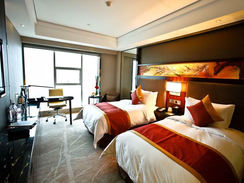 Celebrity Upper Class Hotel Чънду Екстериор снимка